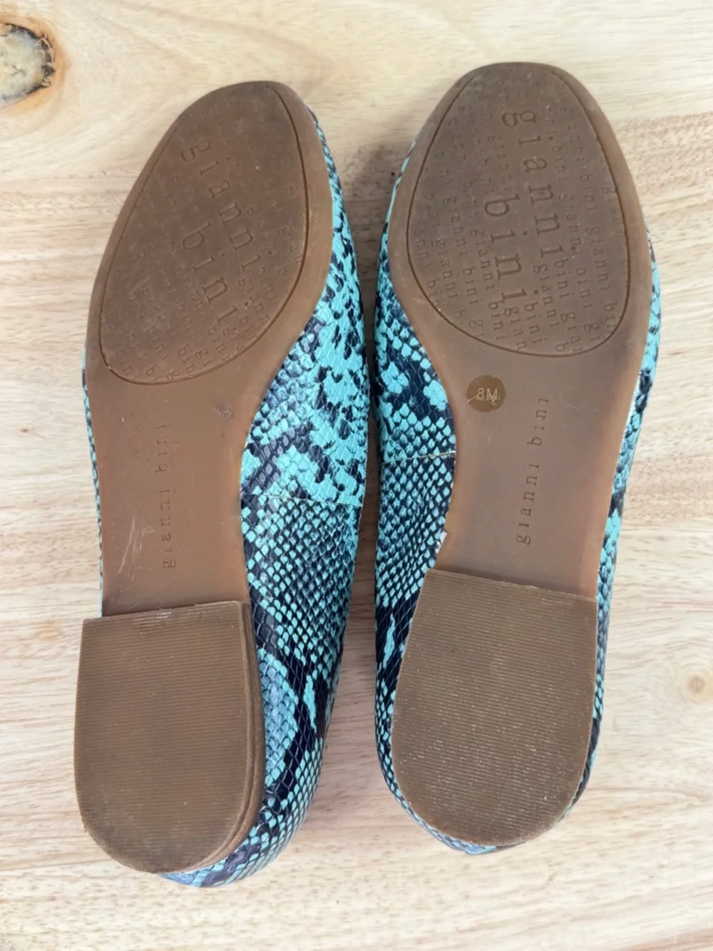 Gianni Bini Turquoise Teal Snakeskin Loafers‎ Flats Leather Size 8